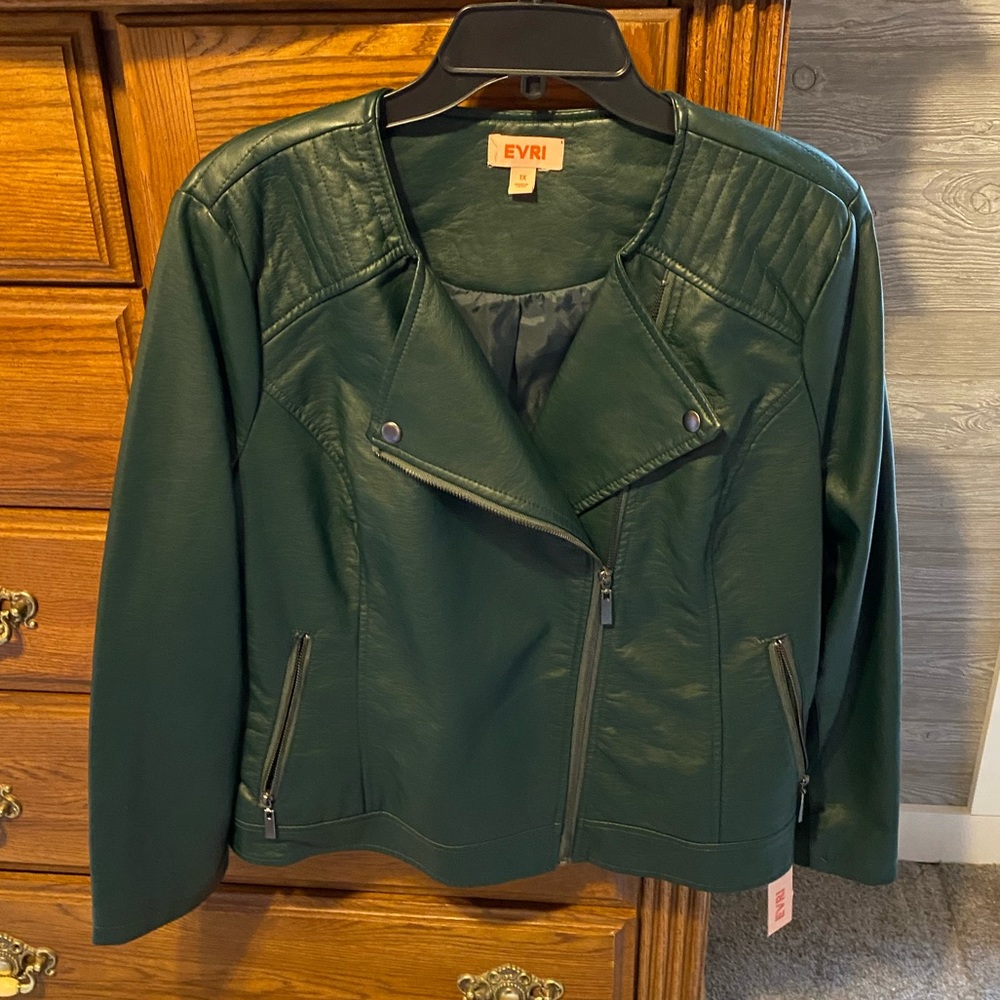 EVRI Emerald Green Faux Leather Bomber Jacket 1X